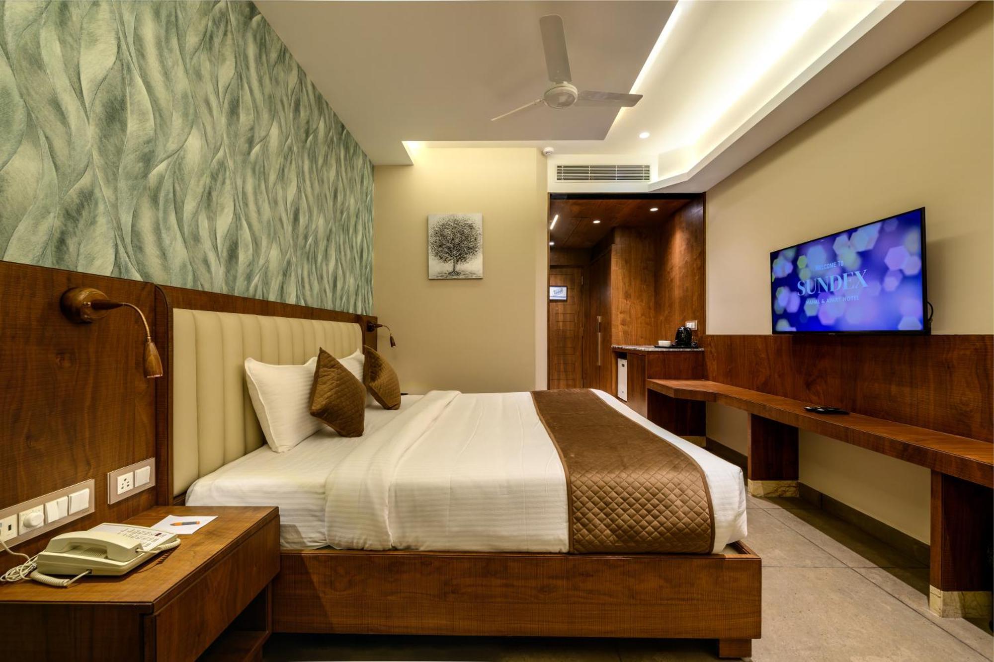Sundex Hotel Тханджавур Екстер'єр фото